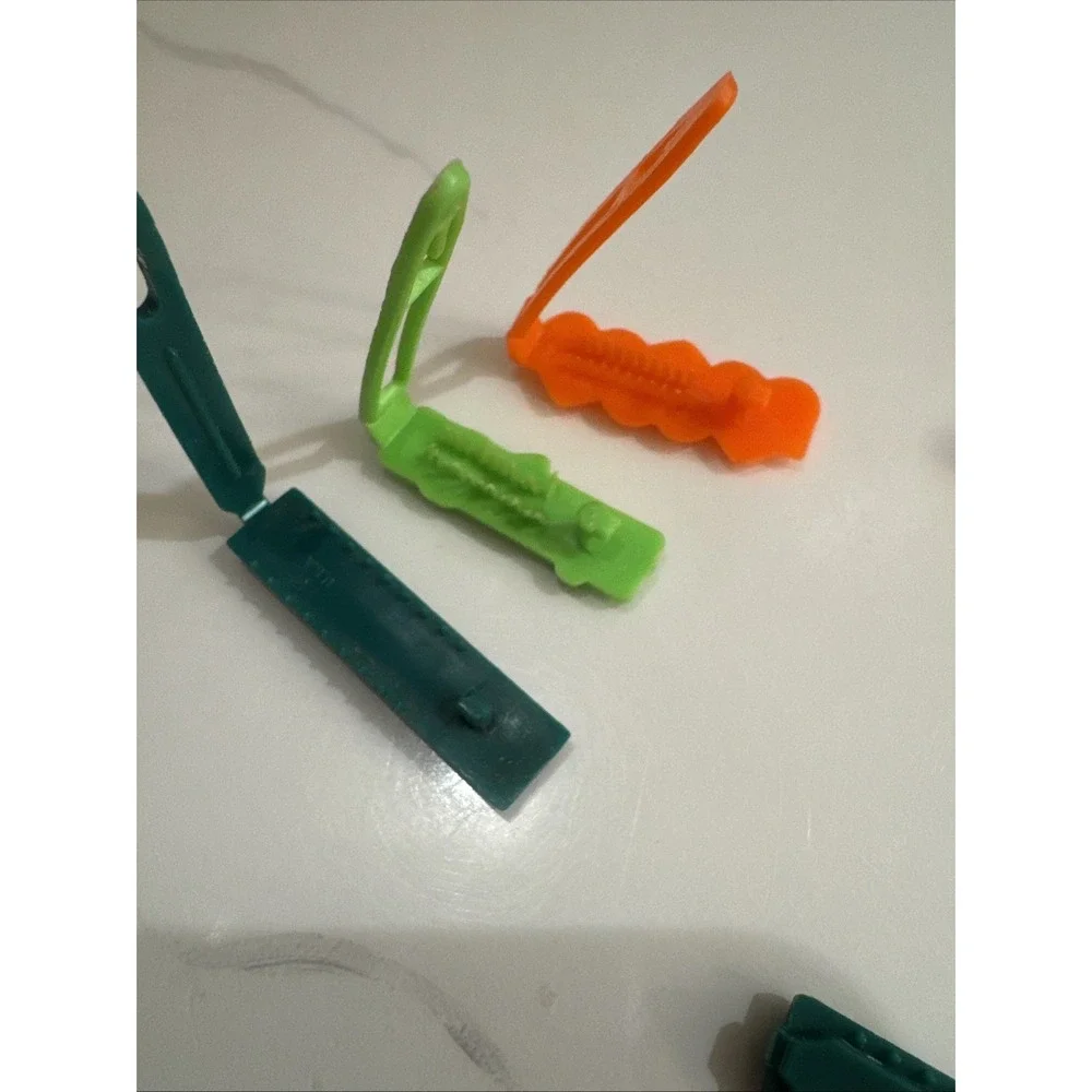 Vintage Hair Clip Snap Tight Barrett and‎ Claw Clips Assorted ABC